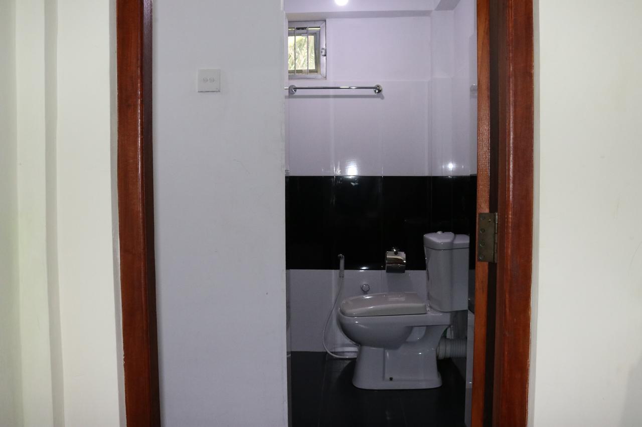 Sanasuma Rest Hotel Anuradhapura Exterior foto