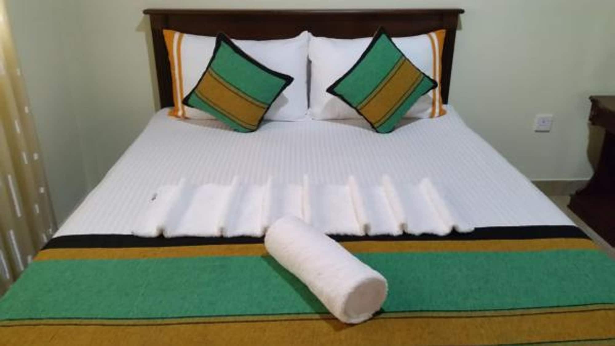Sanasuma Rest Hotel Anuradhapura Exterior foto